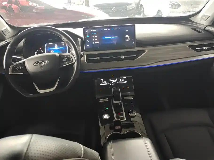 Chery Tiggo 8 2021 Kunpeng Edition 390TGDI Automatic Wind Chaser Edition — миниатюра 12