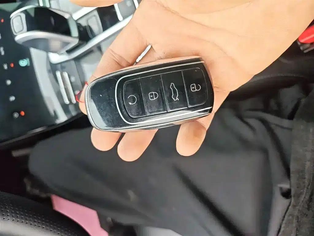 Chery Tiggo 8 2021 Kunpeng Edition 290TGDI Automatic Wind Chaser+ Edition — миниатюра 9