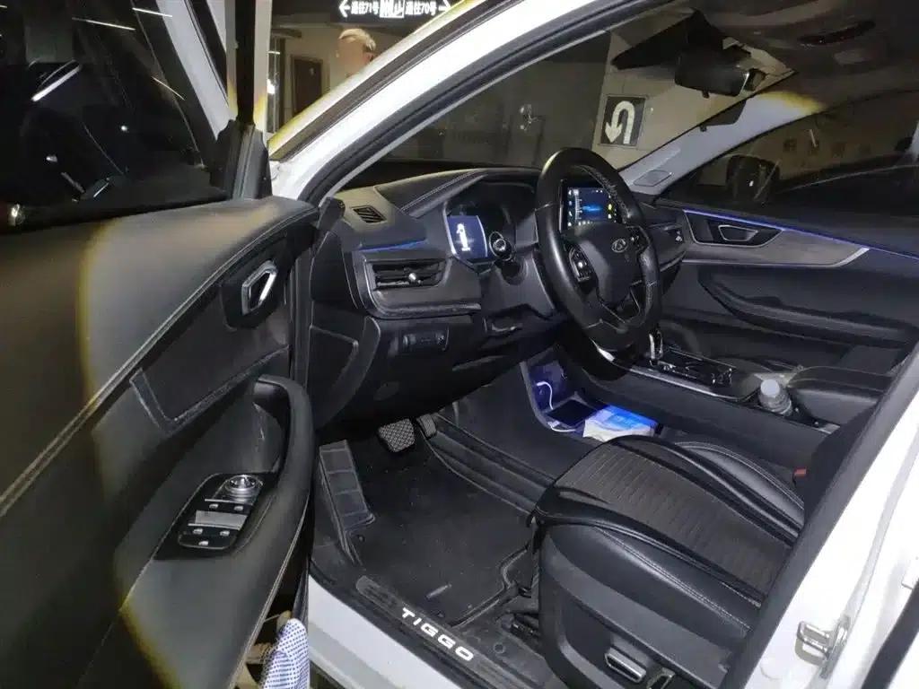 Chery Tiggo 8 2019 1.6TGDI Automatic Luxury Edition — миниатюра 14