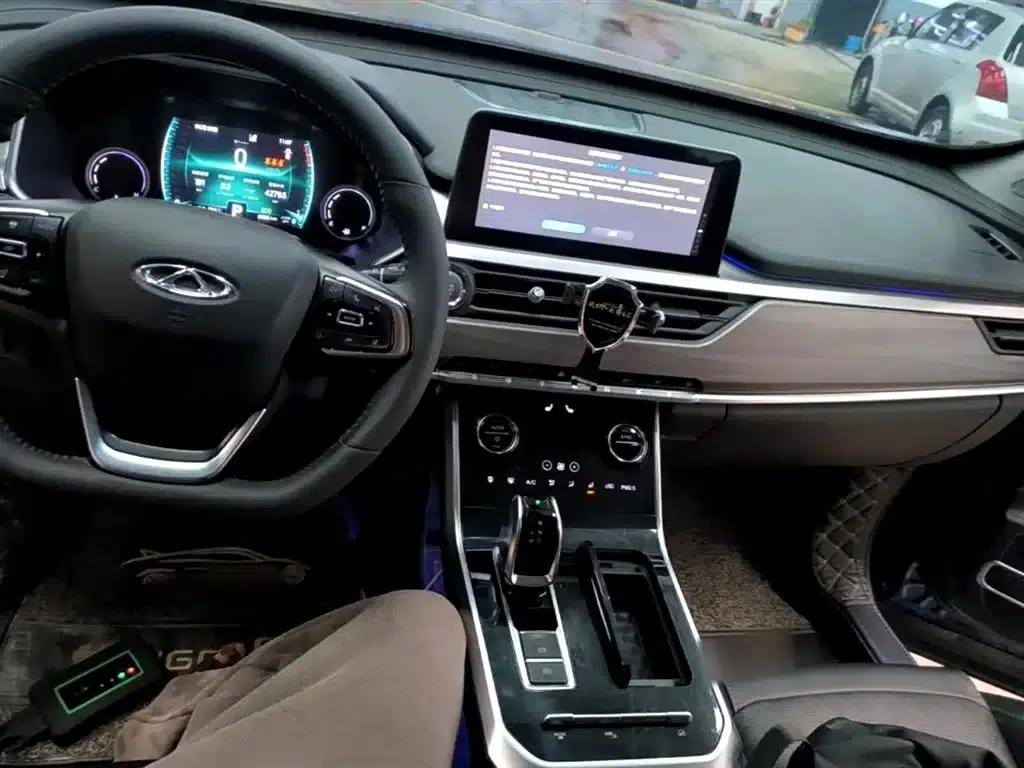Chery Tiggo 8 2019 1.6TGDI Automatic Luxury Edition — миниатюра 10