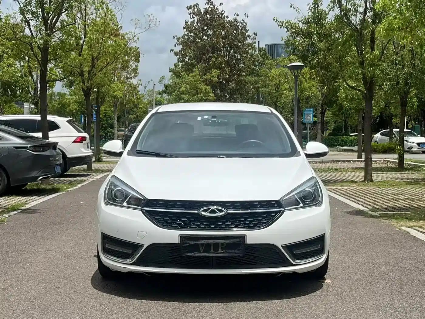 Chery Arrizo 5 2016 1.5L CVT Trendsetter Edition — миниатюра 2