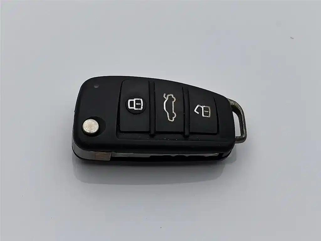 Chery Arrizo 5 2016 1.5L Manual Elite Edition — миниатюра 19