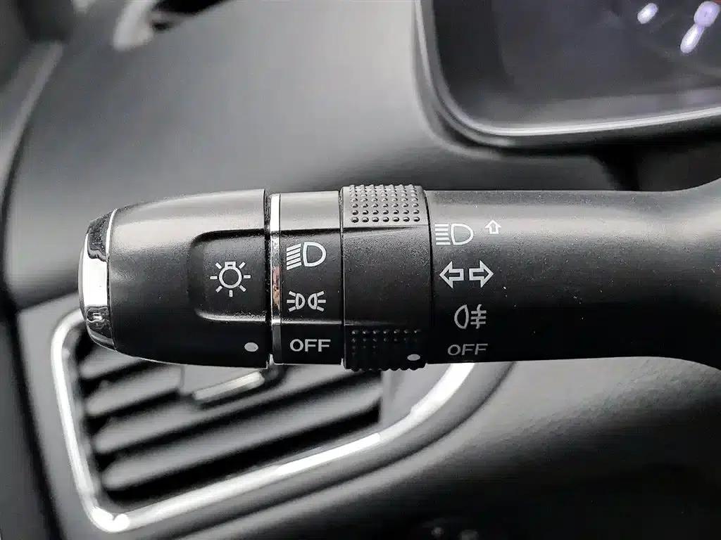 Chery Arrizo 5 2016 1.5L Manual Elite Edition — миниатюра 21