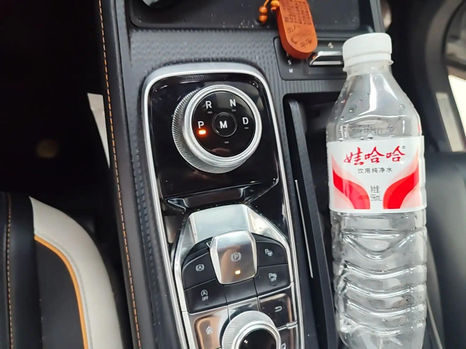 Ford Equator 2023 EcoBoost 225 Obsidian Orange Edition Prestige PLUS 7-Seater (2/2/3) — миниатюра 16