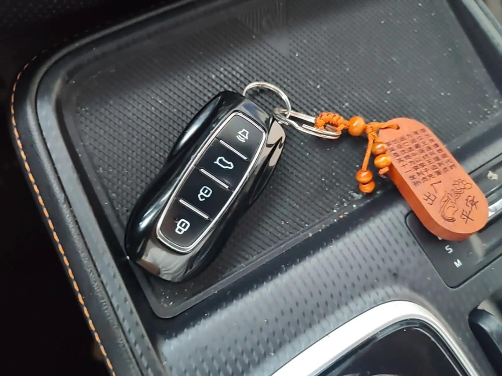 Ford Equator 2023 EcoBoost 225 Obsidian Orange Edition Prestige PLUS 7-Seater (2/2/3) — миниатюра 22