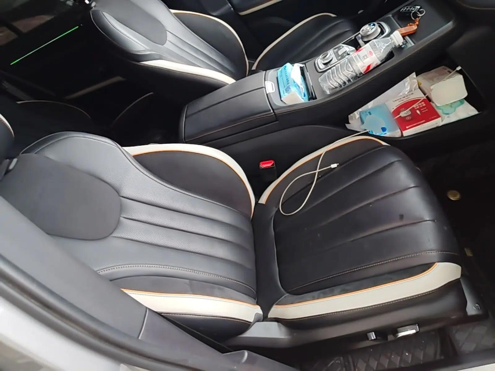 Ford Equator 2023 EcoBoost 225 Obsidian Orange Edition Prestige PLUS 7-Seater (2/2/3) — миниатюра 23