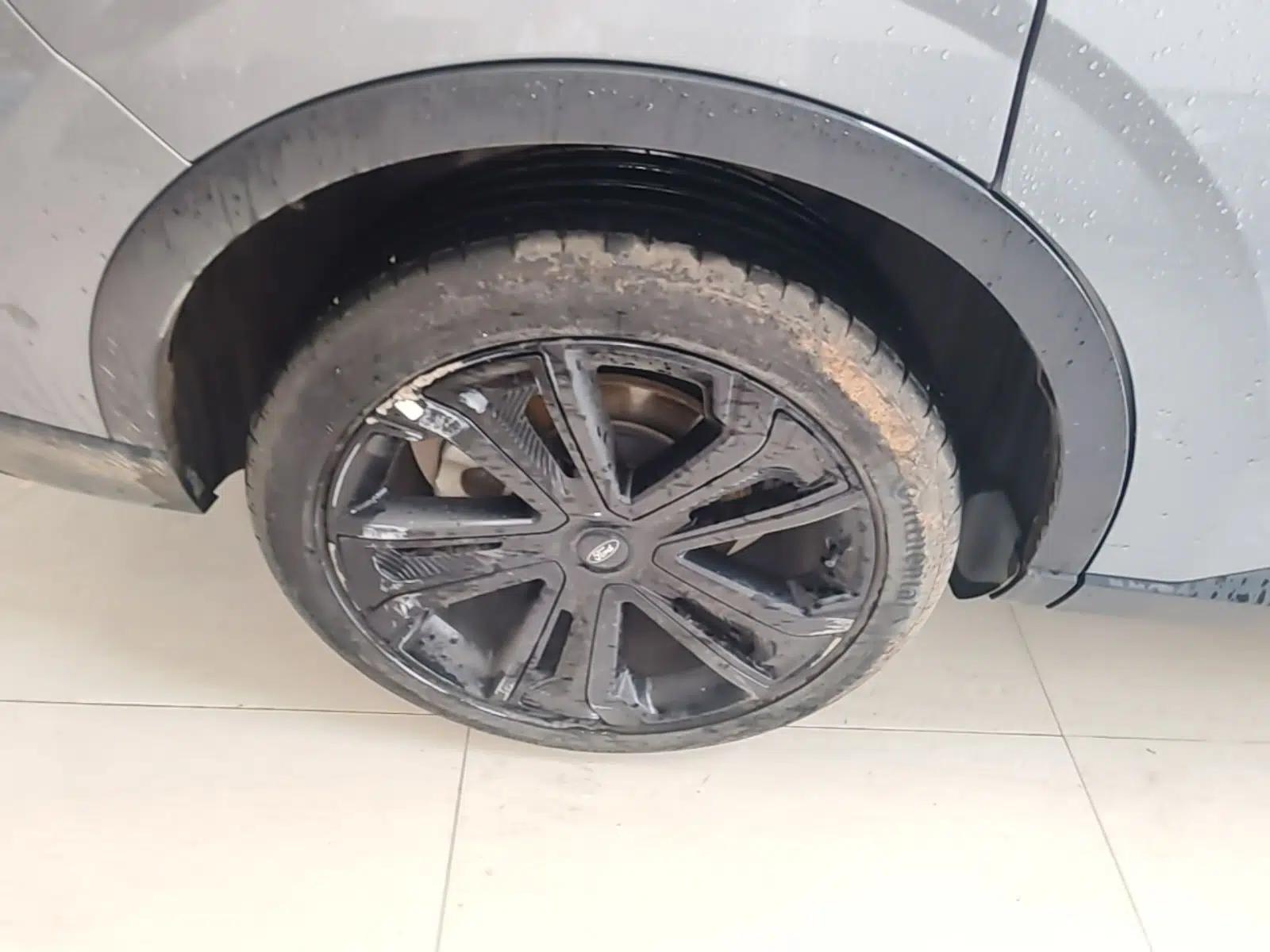 Ford Equator 2023 EcoBoost 225 Obsidian Orange Edition Prestige PLUS 7-Seater (2/2/3) — миниатюра 10