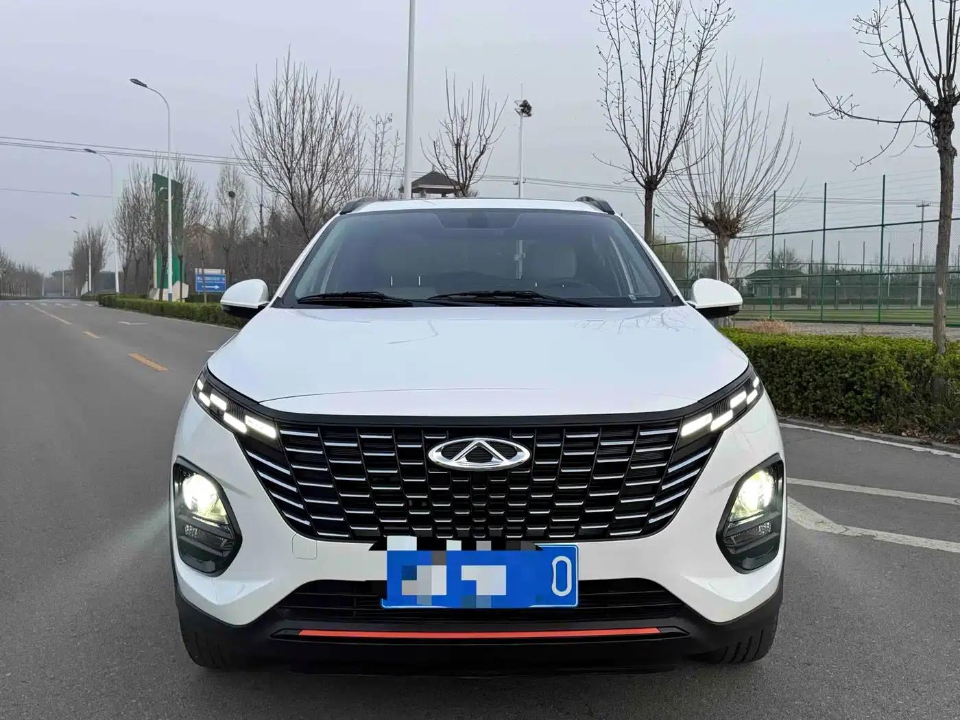 Chery Tiggo 3x 2023 1.5L CVT Shining Edition — миниатюра 3