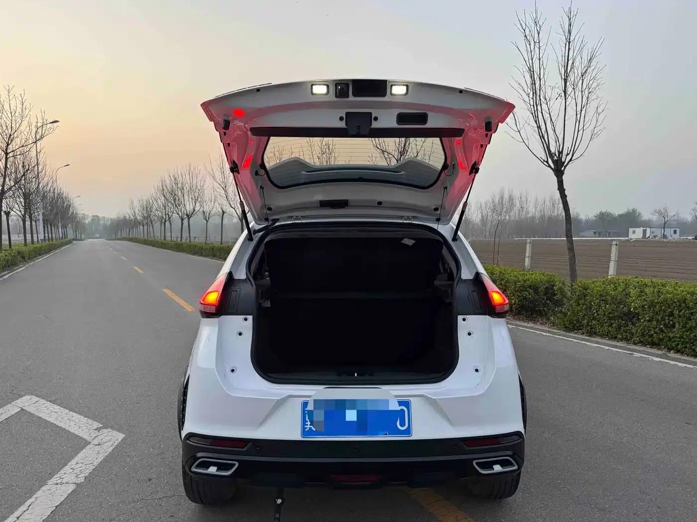 Chery Tiggo 3x 2023 1.5L CVT Shining Edition — миниатюра 6