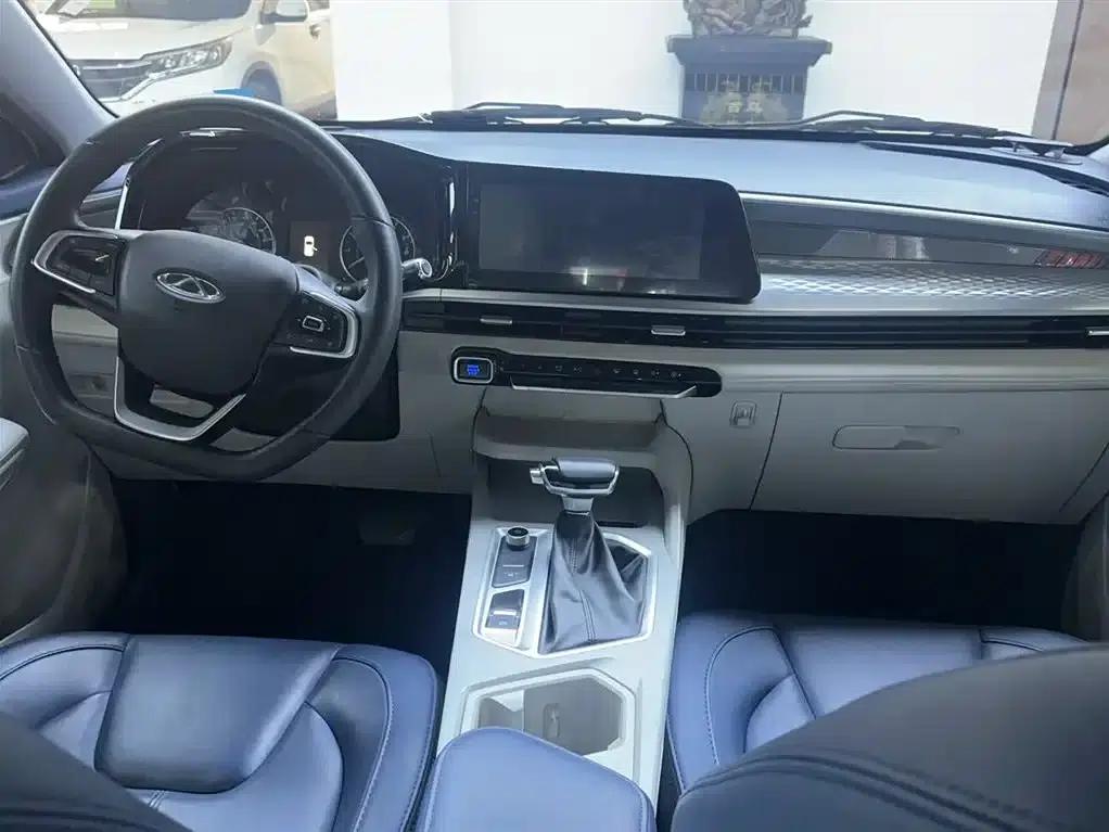 Chery Tiggo 3x 2023 1.5L CVT Shining Edition — миниатюра 13