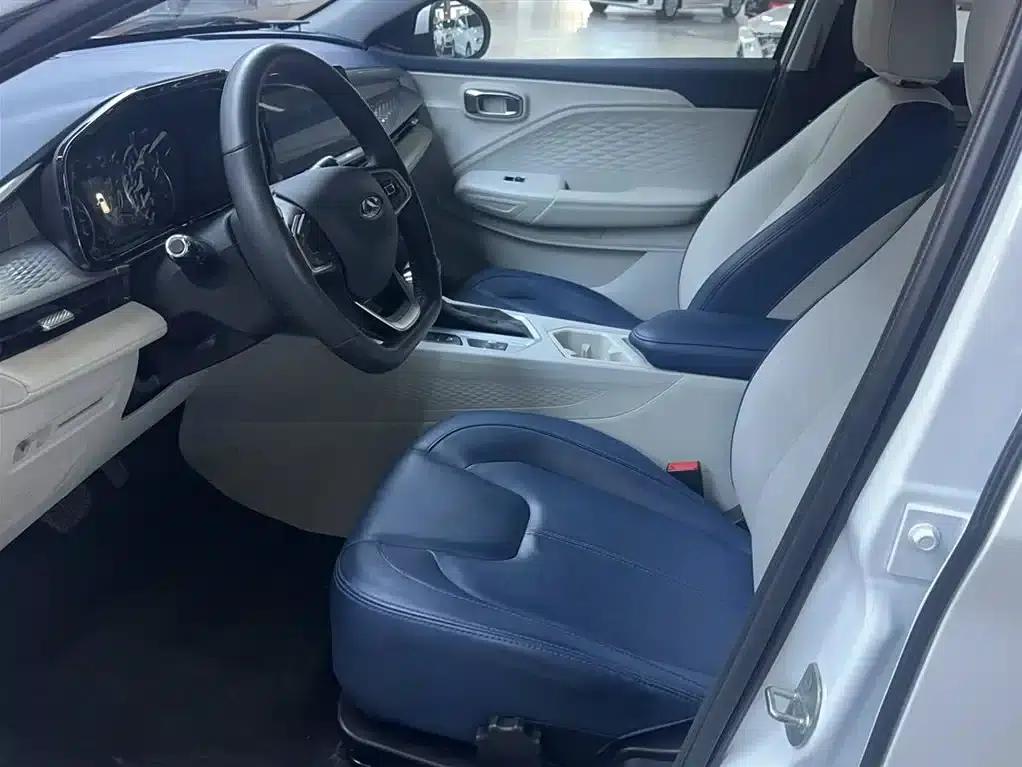 Chery Tiggo 3x 2023 1.5L CVT Shining Edition — миниатюра 16