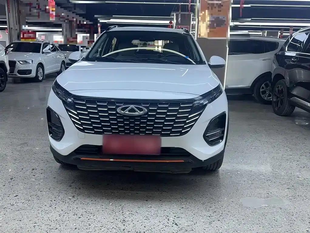 Chery Tiggo 3x 2023 1.5L CVT Shining Edition — миниатюра 6