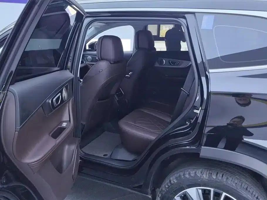 Chery Tiggo 8 PRO 2024 Champion Edition 390T 2WD Peak Edition 7-Seater — миниатюра 11