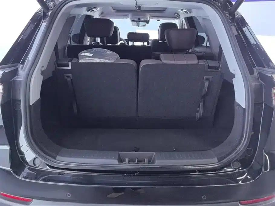 Chery Tiggo 8 PRO 2024 Champion Edition 390T 2WD Peak Edition 7-Seater — миниатюра 4
