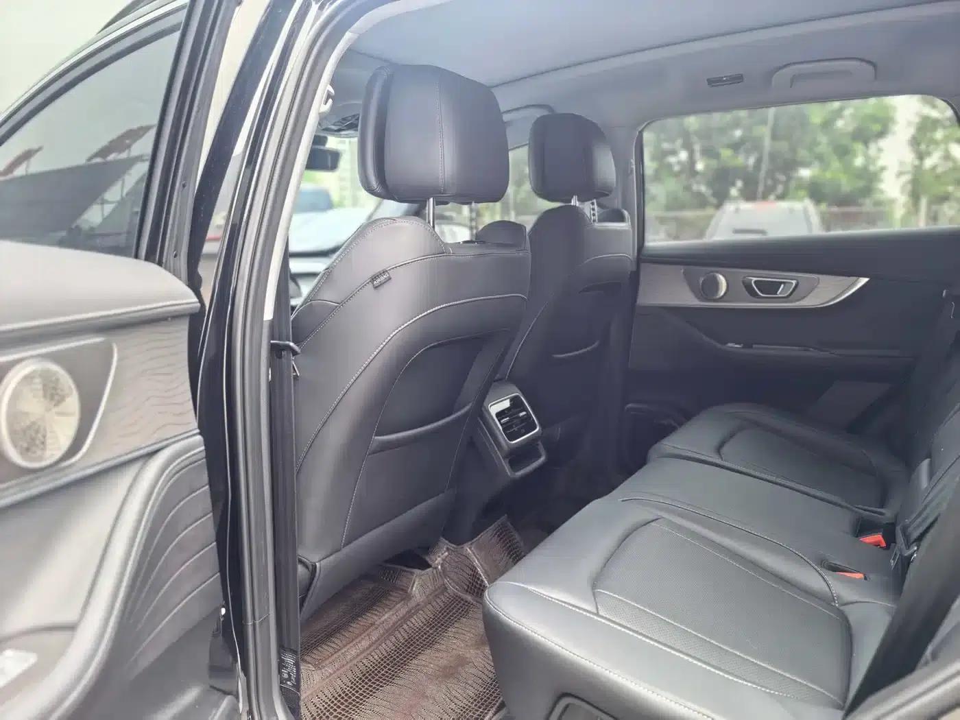Chery Tiggo 8 PRO 2025 290T 2WD Luxury Edition — миниатюра 7