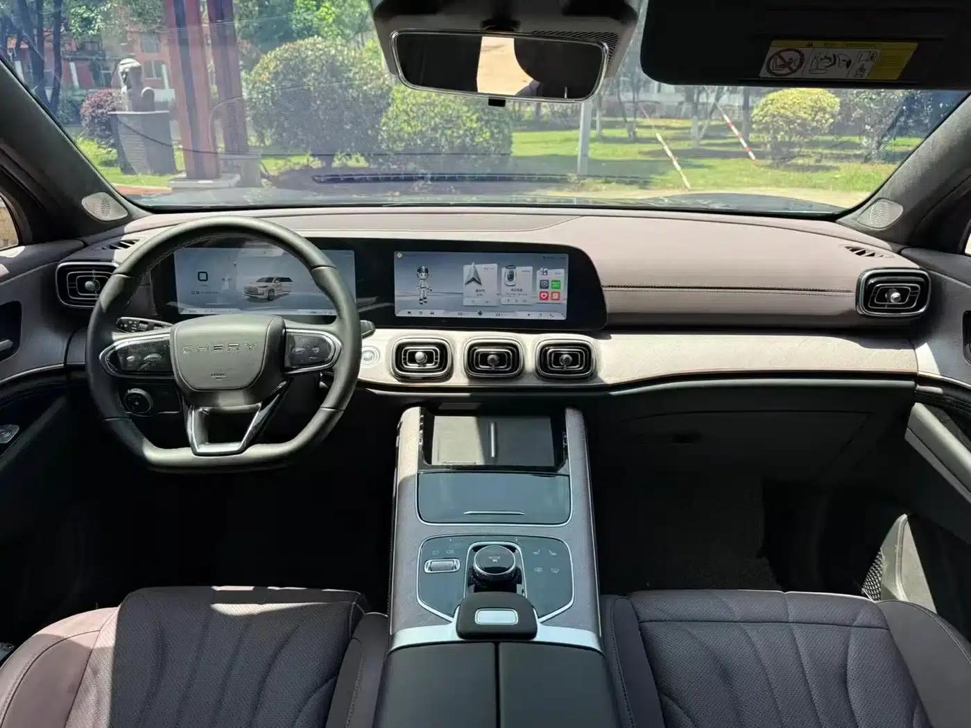 Chery Tiggo 9 2025 2.0T Dual-Clutch Two-Wheel Drive Luxury Edition 7-Seater — миниатюра 6