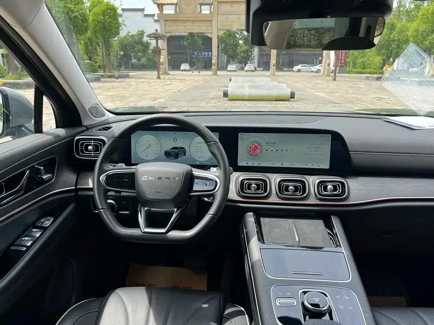 Chery Tiggo 9 2023 2.0T Automatic 2WD Luxury Edition 5-seater — миниатюра 12