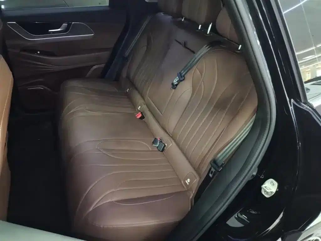 Chery Tiggo 9 2026 9X 2.0T Automatic 2WD Luxury Edition — миниатюра 17