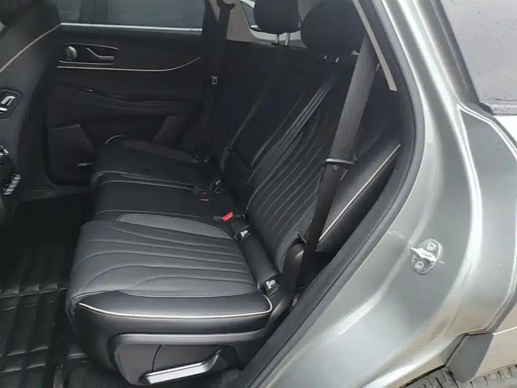 Chery Tiggo 9 2023 2.0T Automatic 4WD Premium Edition 5-seater — миниатюра 17