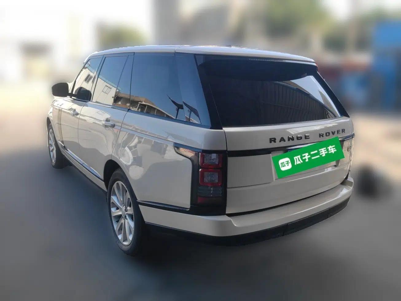 Land Rover Range Vogue  — миниатюра 4