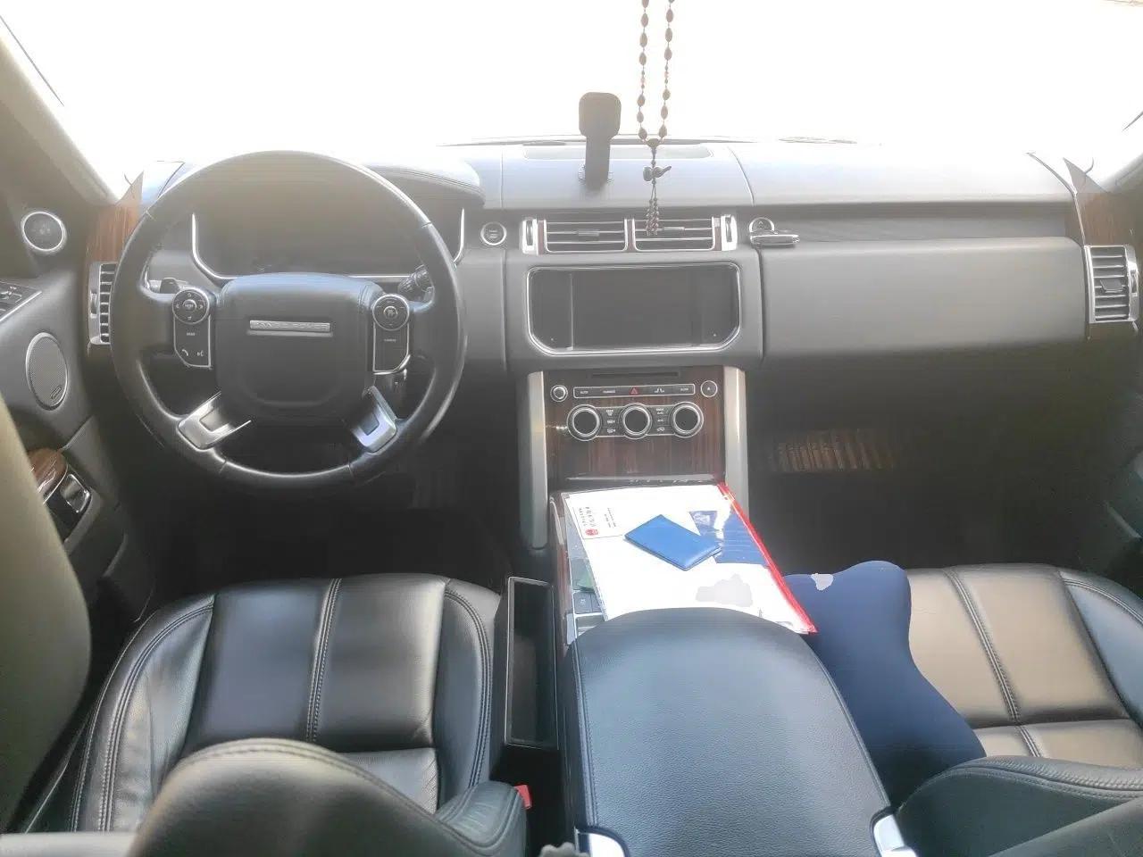 Land Rover Range Vogue  — миниатюра 10