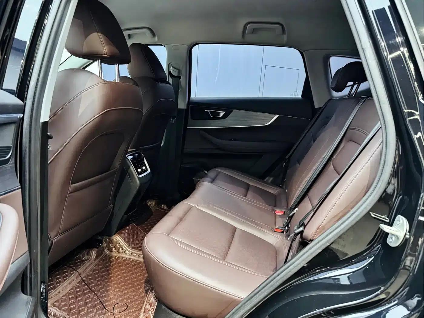 Chery Tiggo 7 2024 1.5T CVT Luxury Edition — миниатюра 10