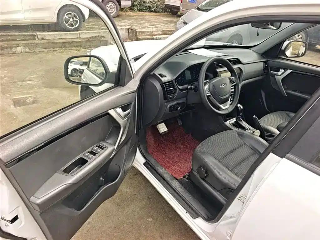 Chery Tiggo 3 2016 1.6L CVT Smart Edition — миниатюра 16