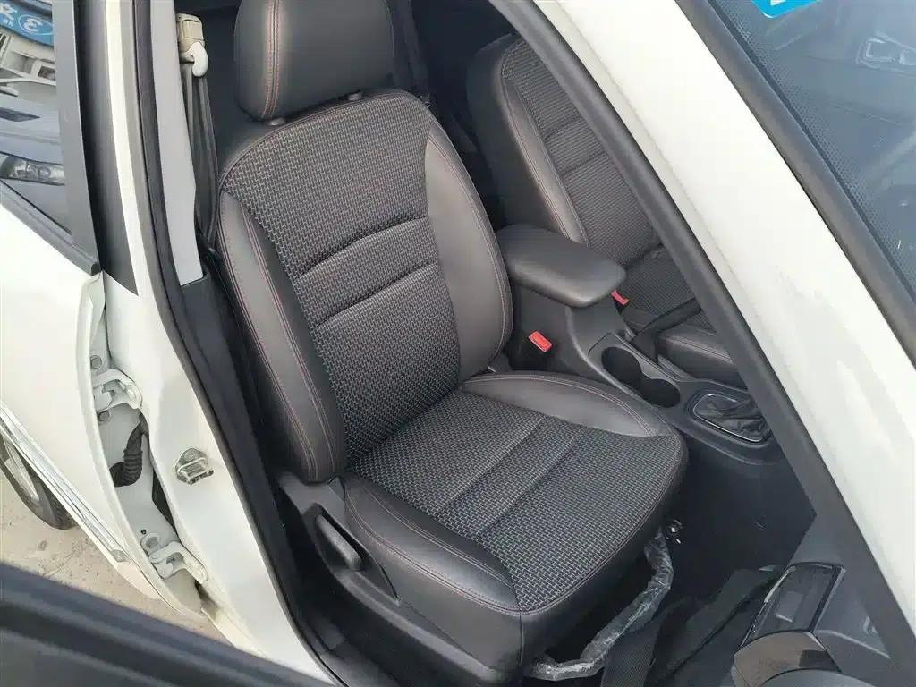 Chery Tiggo 3 2016 1.6L CVT Smart Edition — миниатюра 21