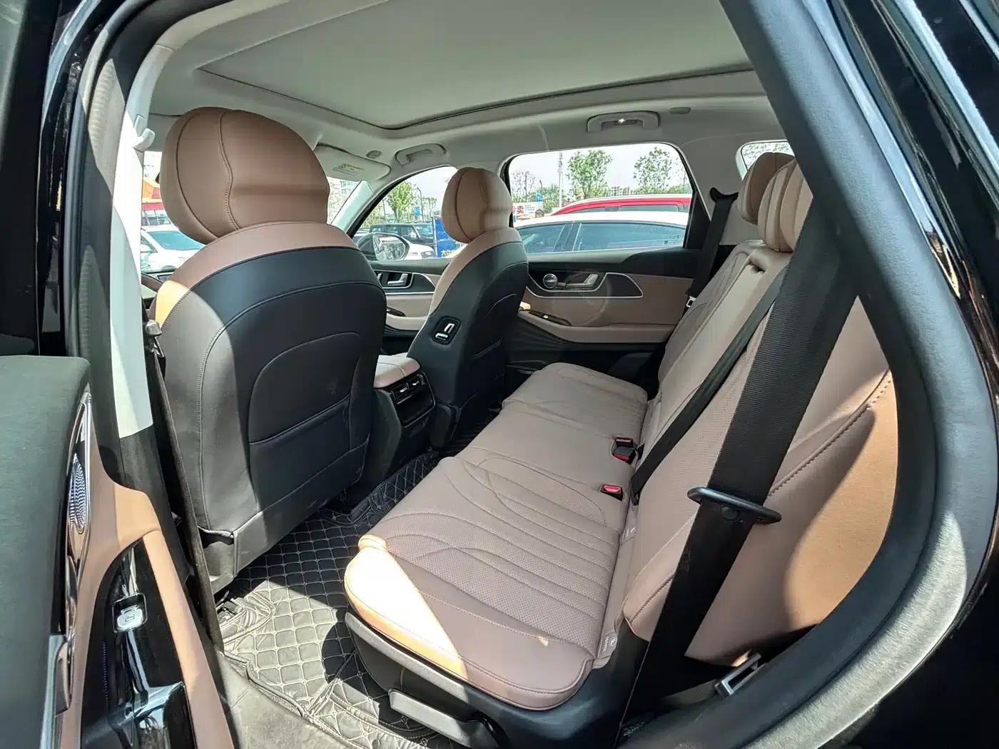 Chery Tiggo 8L 2024 2.0T 2WD Luxury 7-Seater — миниатюра 11