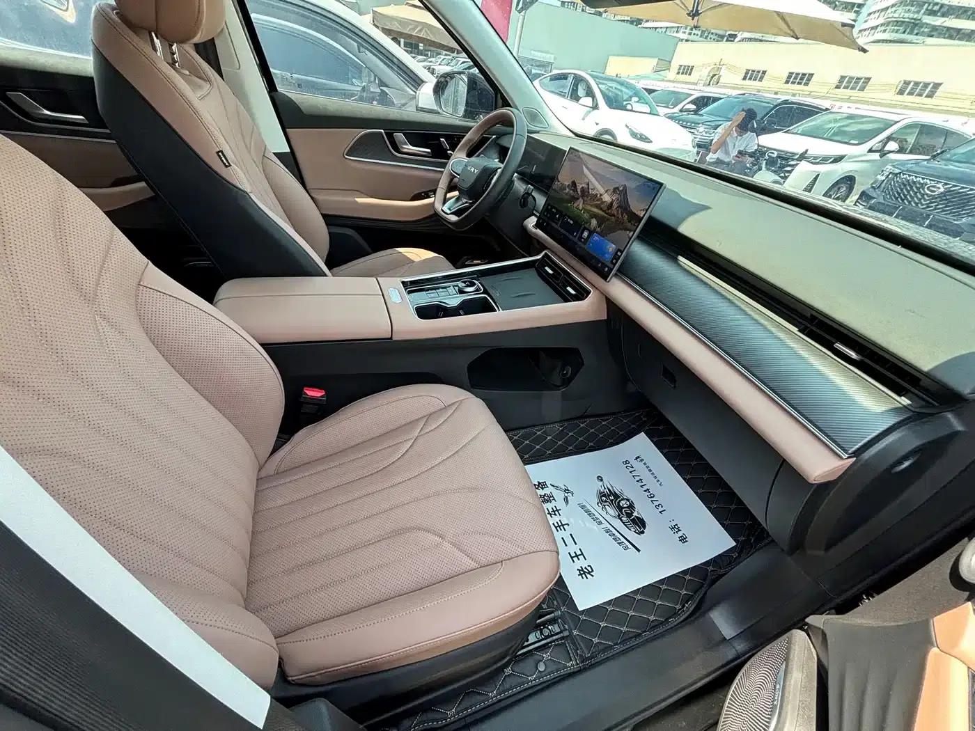 Chery Tiggo 8L 2024 2.0T 2WD Luxury 7-Seater — миниатюра 5