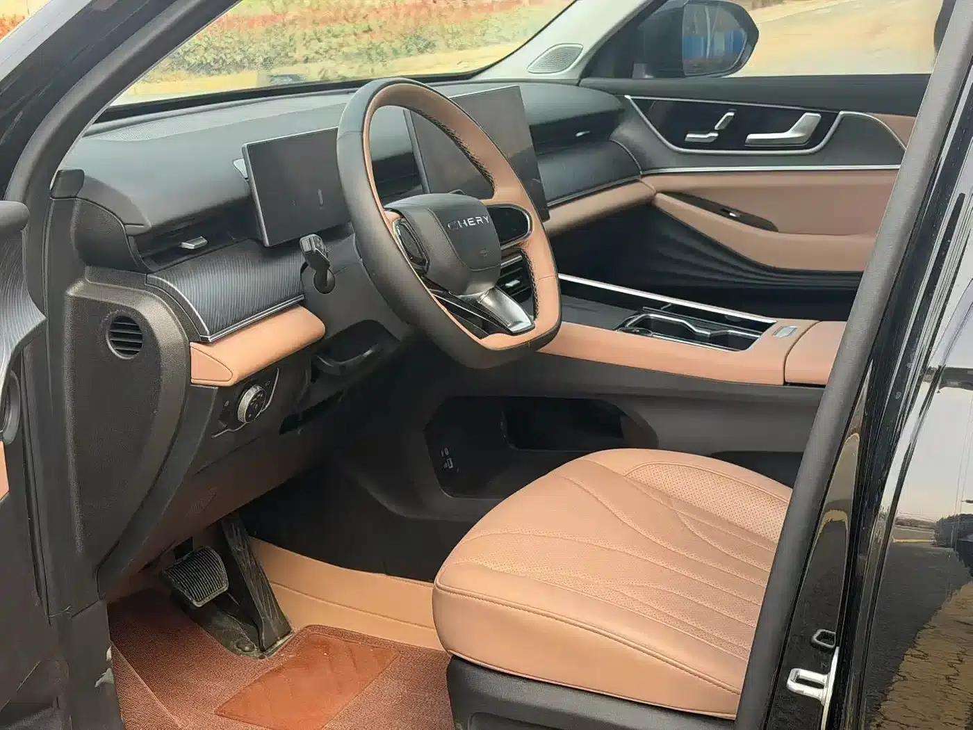 Chery Tiggo 8L 2024 2.0T 2WD Luxury Edition 5-seater — миниатюра 4