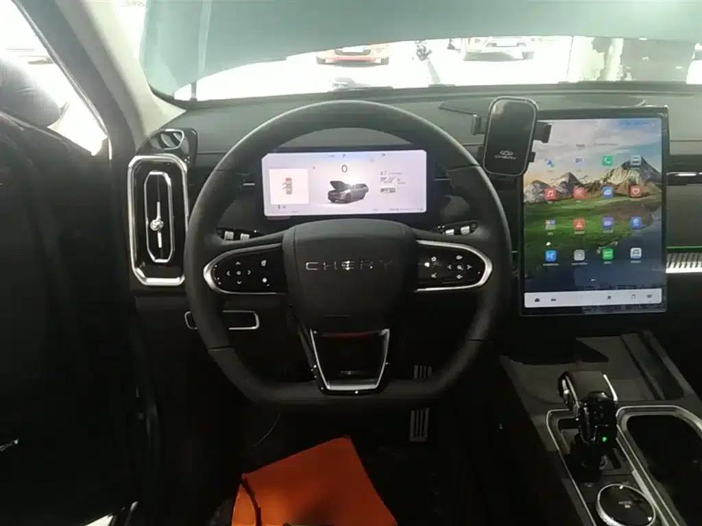 Explore 06 2023 Urban Edition 1.6T 2WD Luxury — миниатюра 10
