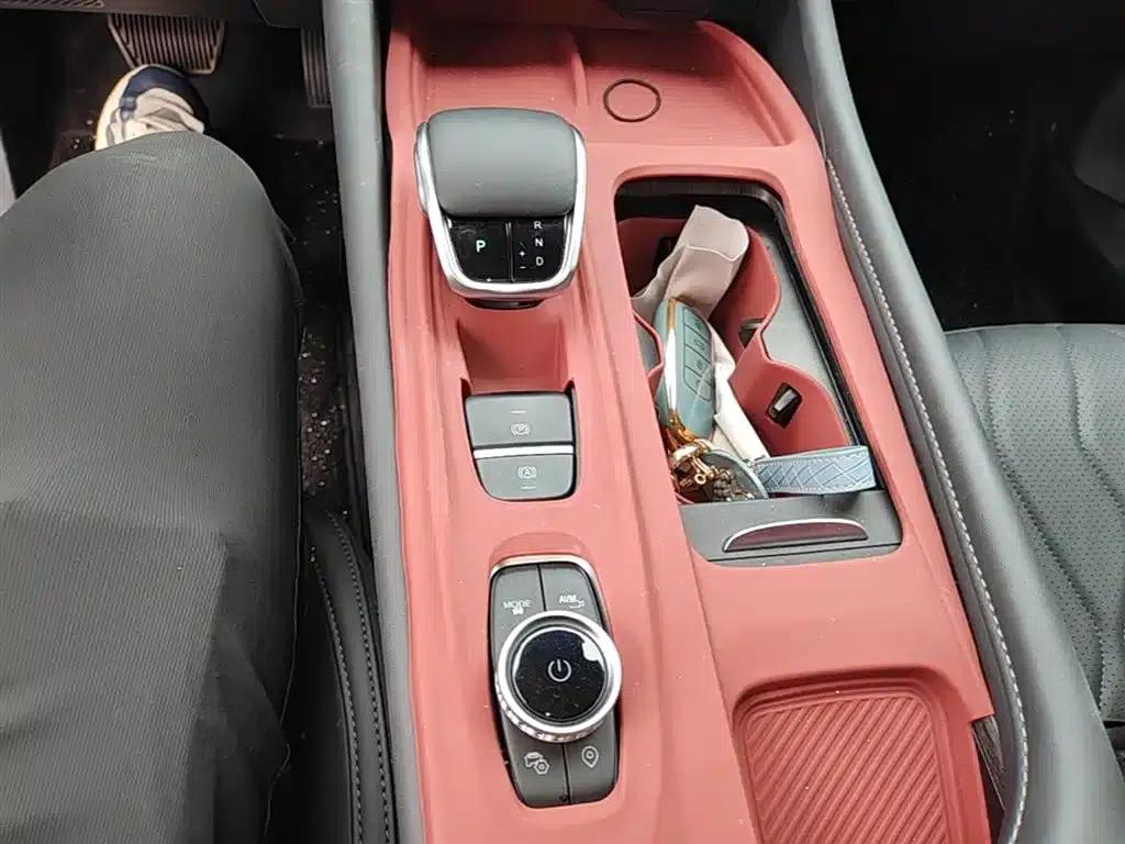 Chery Arrizo 8 PRO 2025 1.6T DCT Comfort Model — миниатюра 14