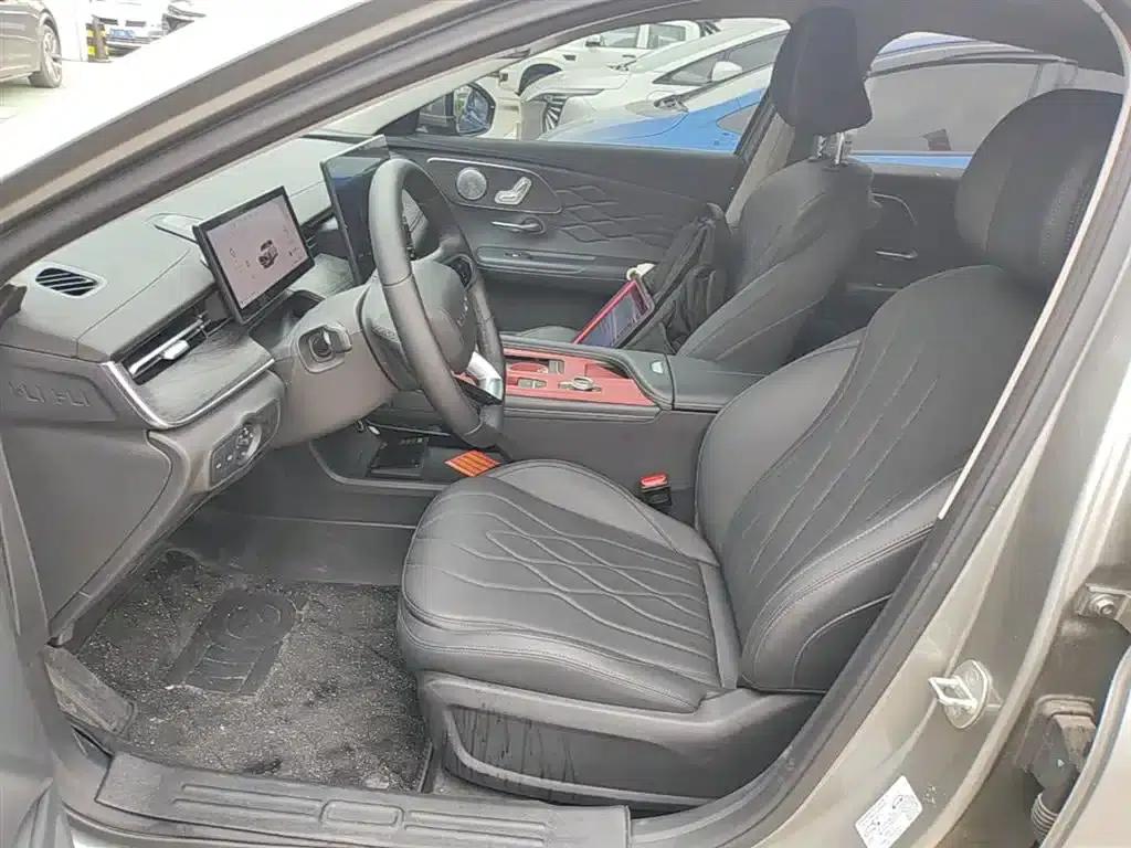 Chery Arrizo 8 PRO 2025 1.6T DCT Comfort Model — миниатюра 15