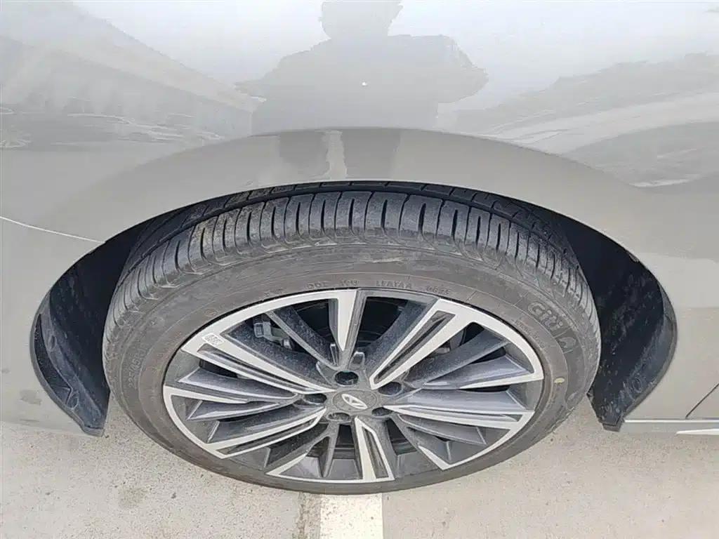 Chery Arrizo 8 PRO 2025 1.6T DCT Comfort Model — миниатюра 23