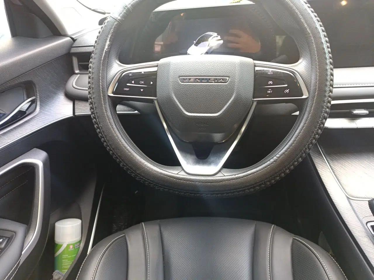 Venucia V 2022 260T Black Horse Edition · Idol — миниатюра 11
