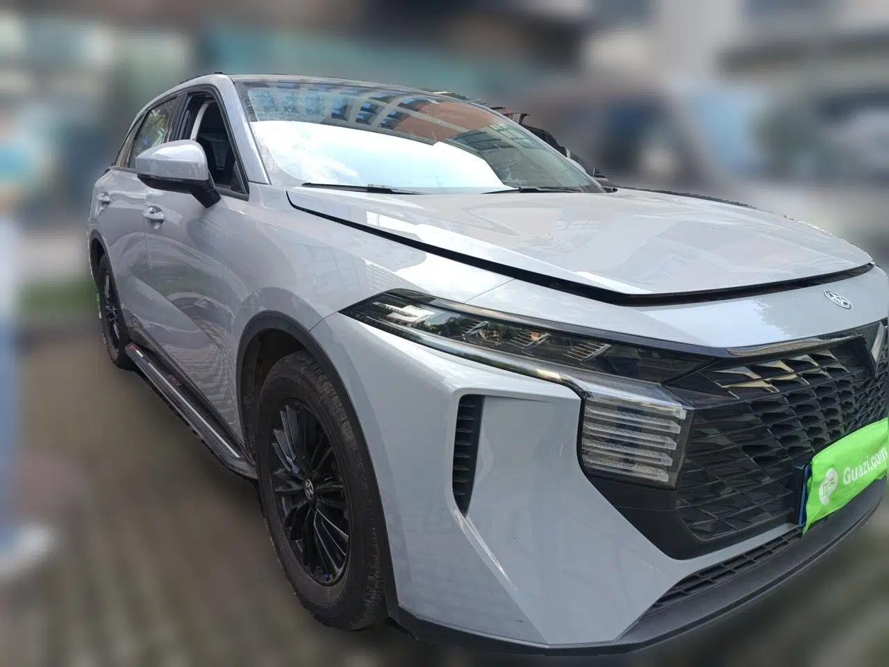 Venucia V 2022 260T Black Horse Edition · Idol — миниатюра 3