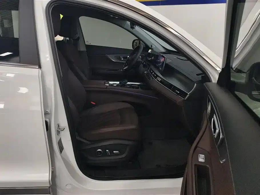 Chery Tiggo 8 PRO PHEV 2023 Champion Edition 1.5T 100km King Edition — миниатюра 8
