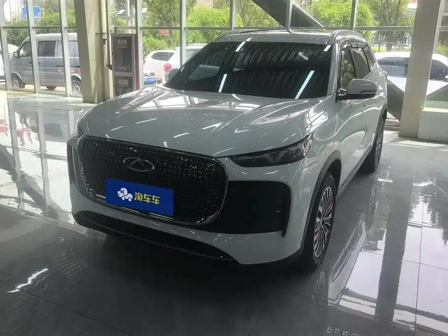 Chery Tiggo 8 PLUS C-DM 2025 1.5T 116km/h Luxury 7-seater — миниатюра 1