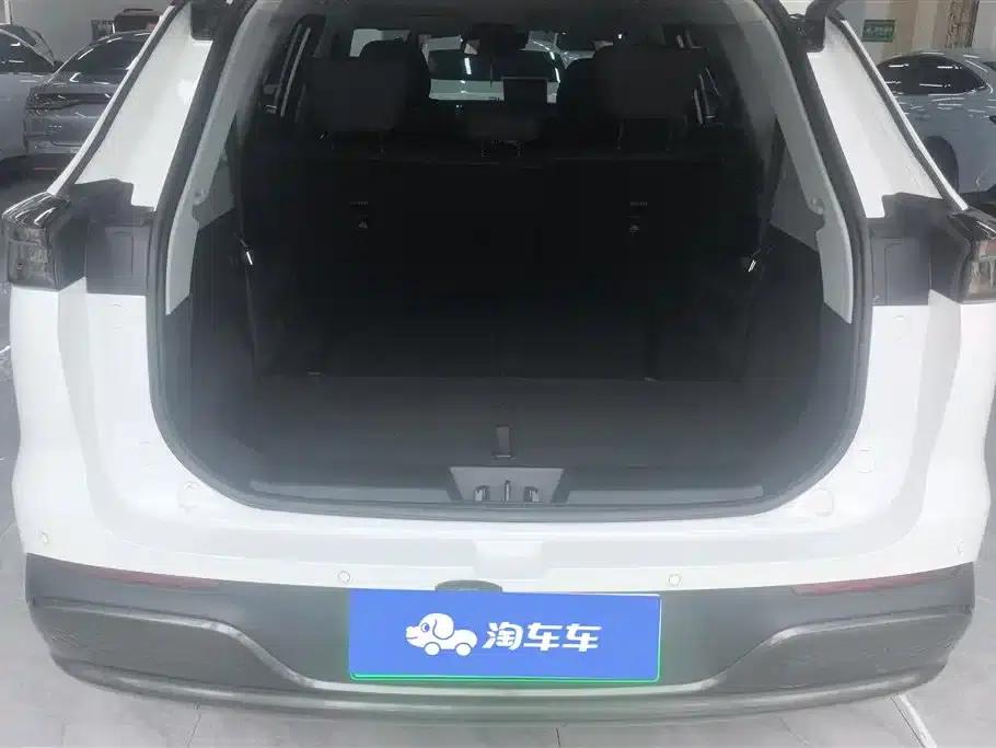 Chery Tiggo 8 PLUS C-DM 2025 1.5T 116km/h Luxury 7-seater — миниатюра 4