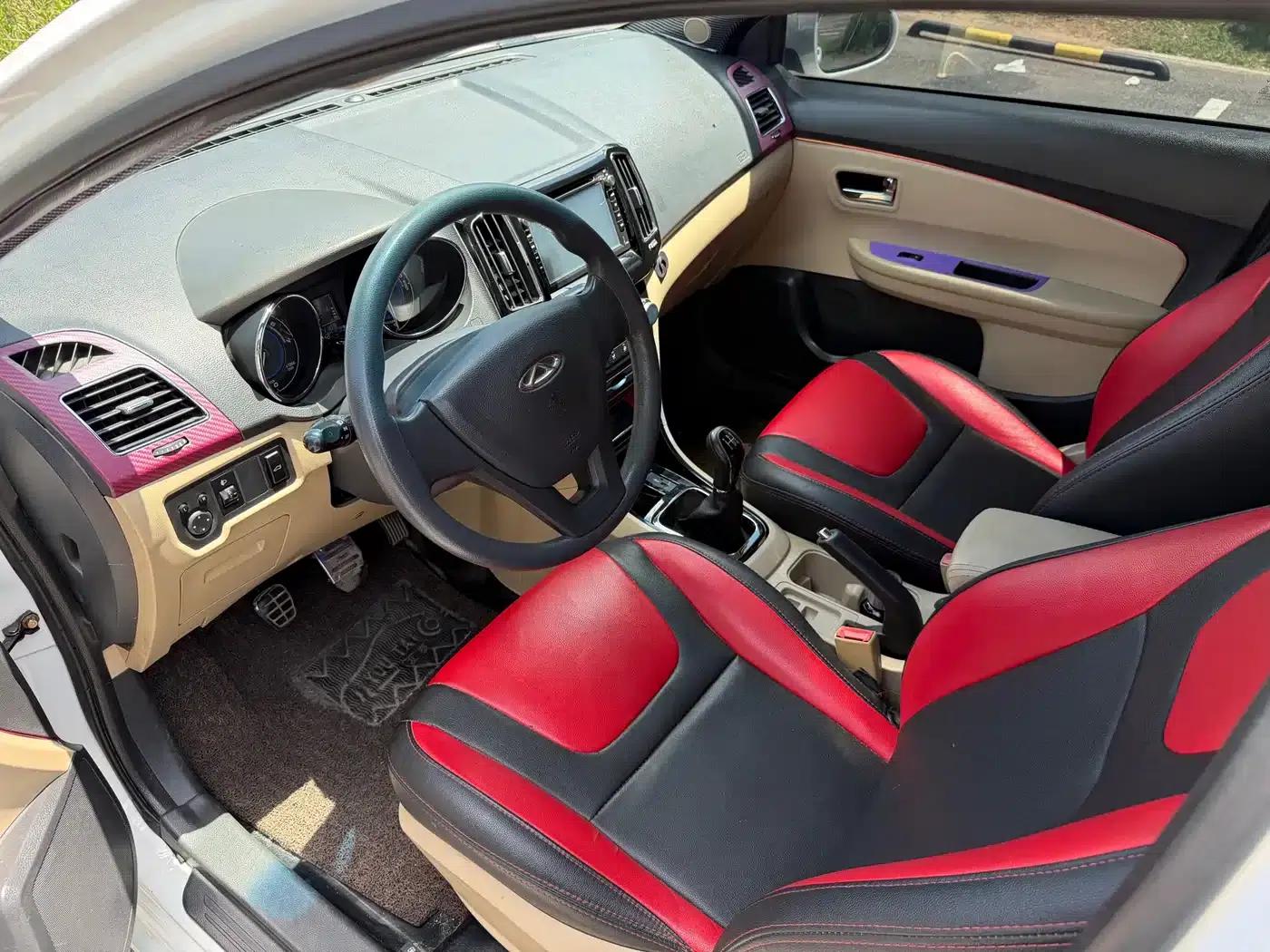 Chery E3 2015 1.5L Manual Fashion Edition — миниатюра 6