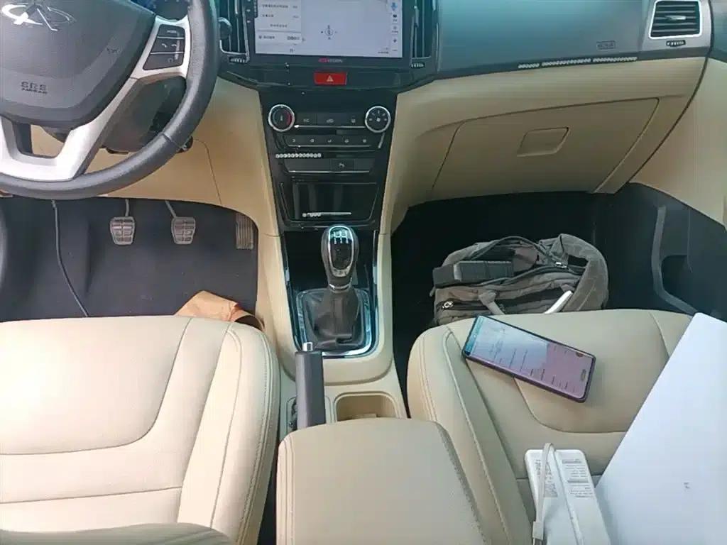 Chery E3 2013 1.5L Manual Smart Edition — миниатюра 14