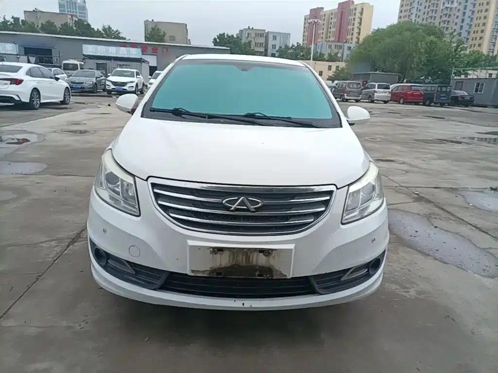 Chery E3 2013 1.5L Manual Smart Edition — миниатюра 3