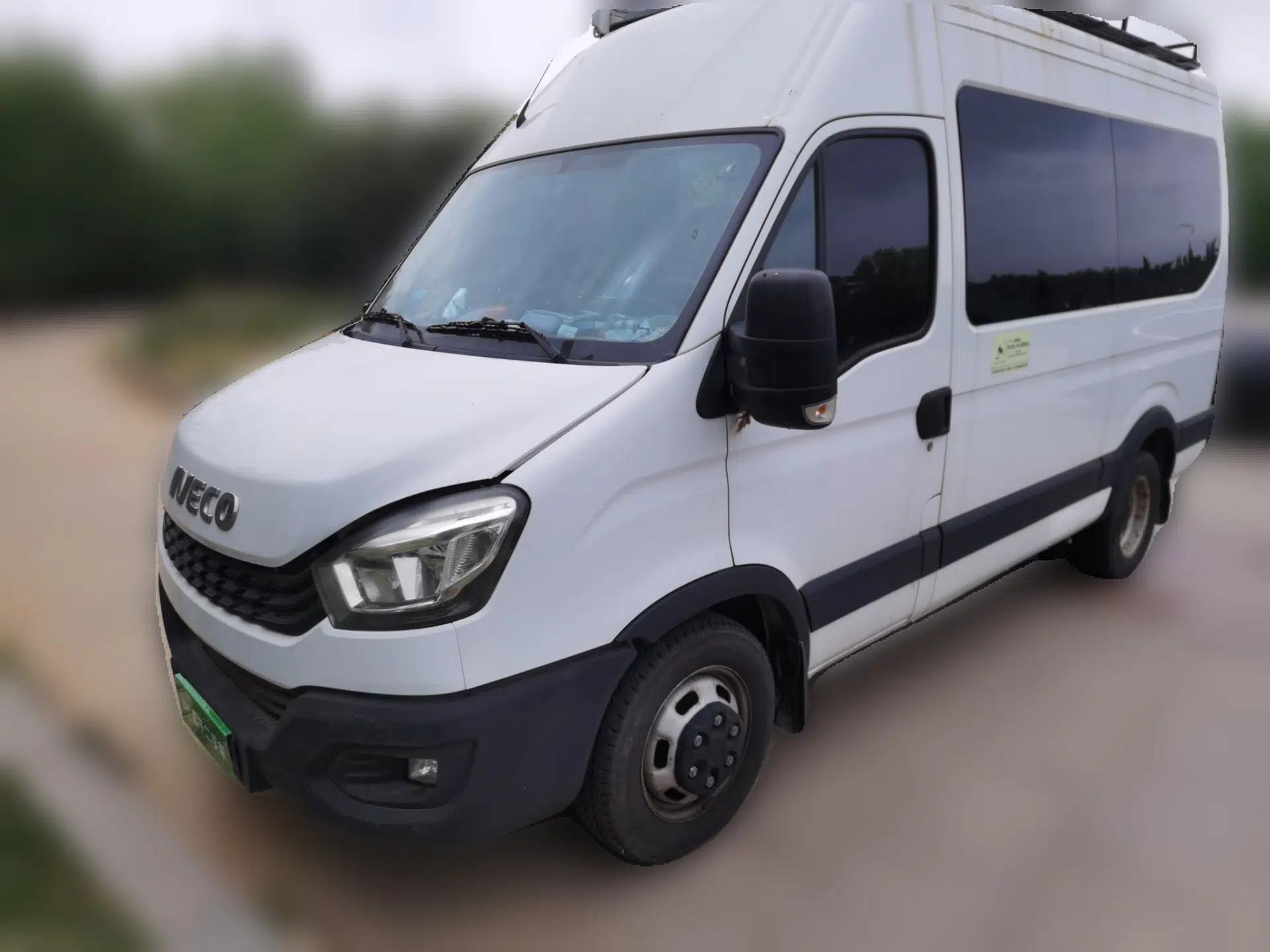 Iveco Eurocargo 2021 2.0T Manual Super Rui Long Wheelbase Short Overhang High Roof Side-Sliding Door F1A — миниатюра 1