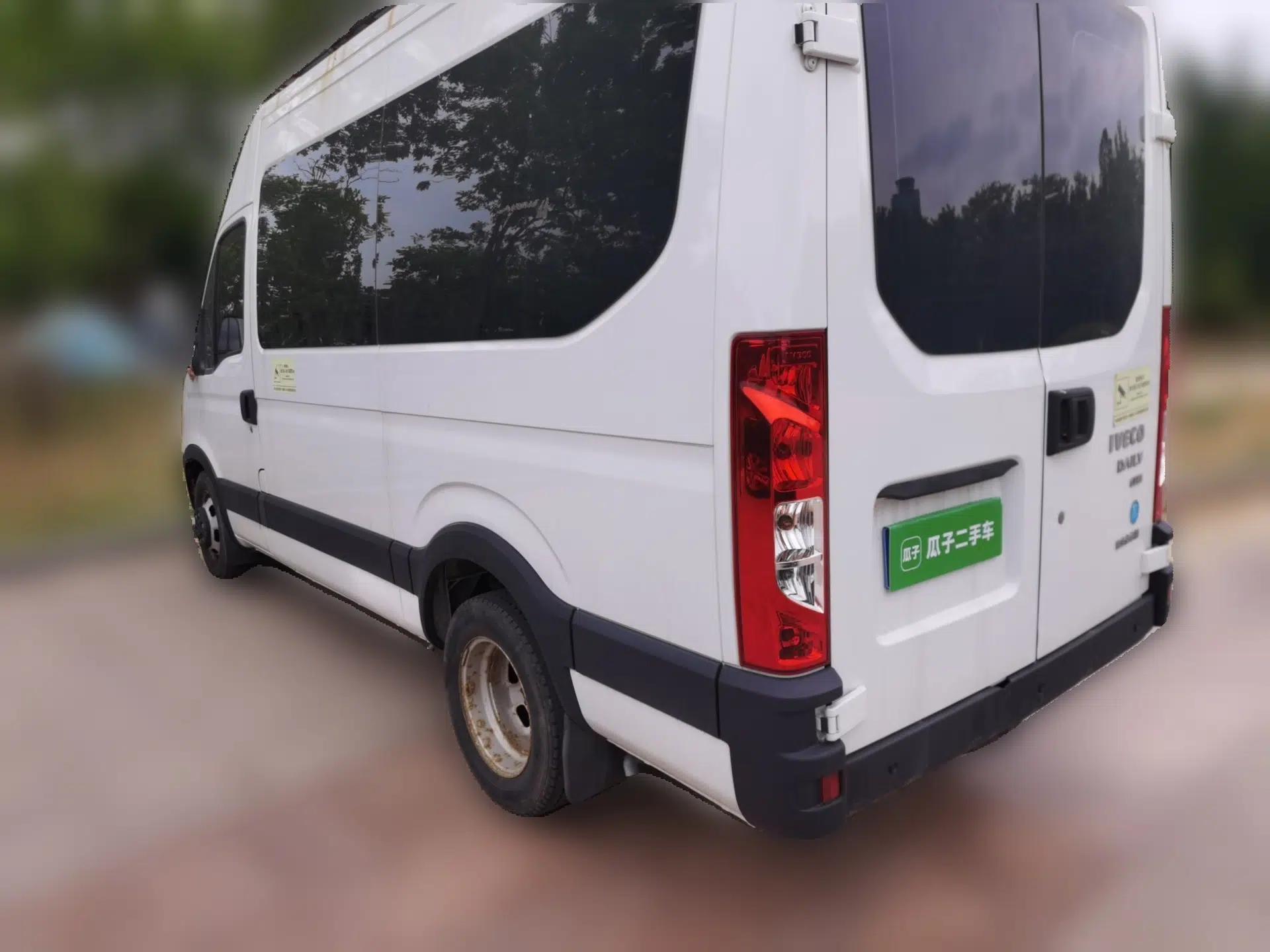Iveco Eurocargo 2021 2.0T Manual Super Rui Long Wheelbase Short Overhang High Roof Side-Sliding Door F1A — миниатюра 4