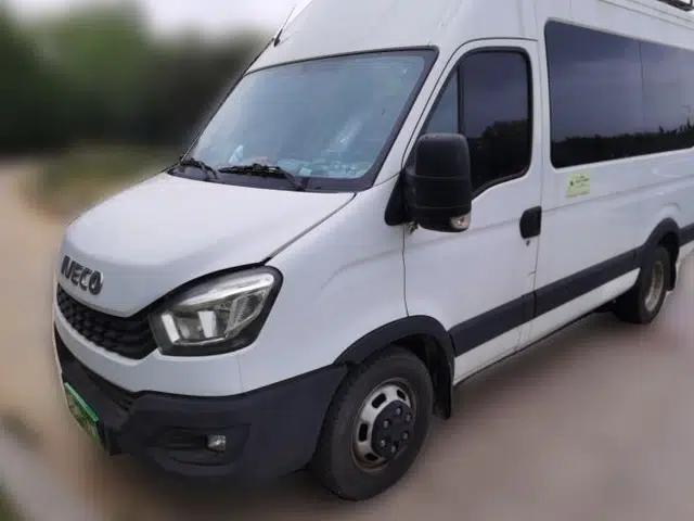 Iveco Eurocargo 2021 2.0T Manual Super Rui Long Wheelbase Short Overhang High Roof Side-Sliding Door F1A