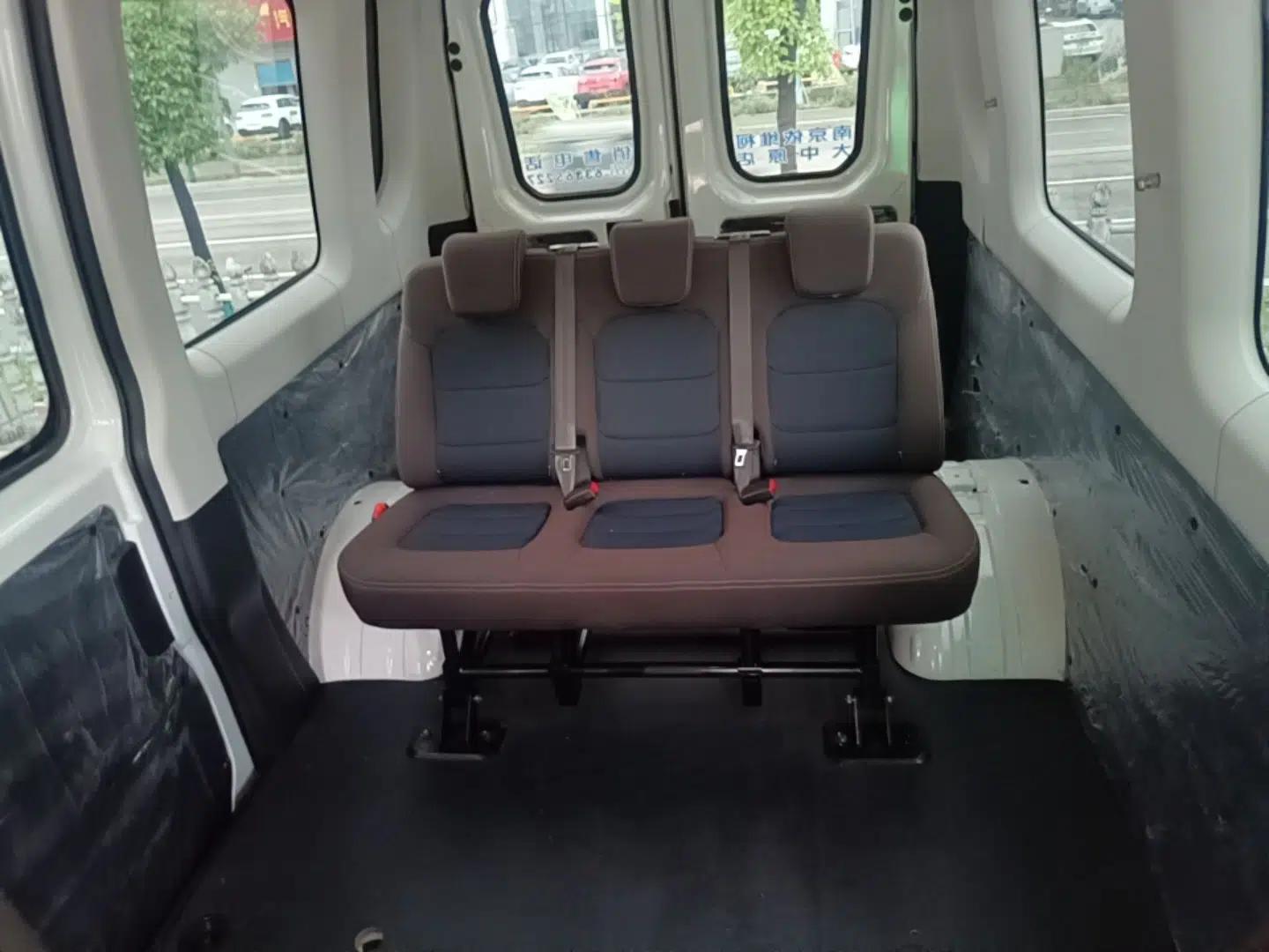 Iveco Eurocargo 2021 2.0T Manual Super Rui Long Wheelbase Short Overhang High Roof Side-Sliding Door F1A — миниатюра 19