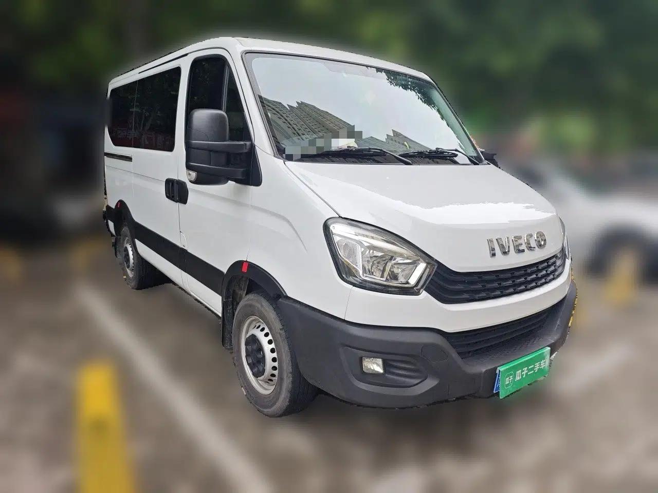 Iveco Eurocargo 2021 2.0T Manual Super-Rui Short Wheelbase Low-Roof Side-Hinged Door F1A — миниатюра 3