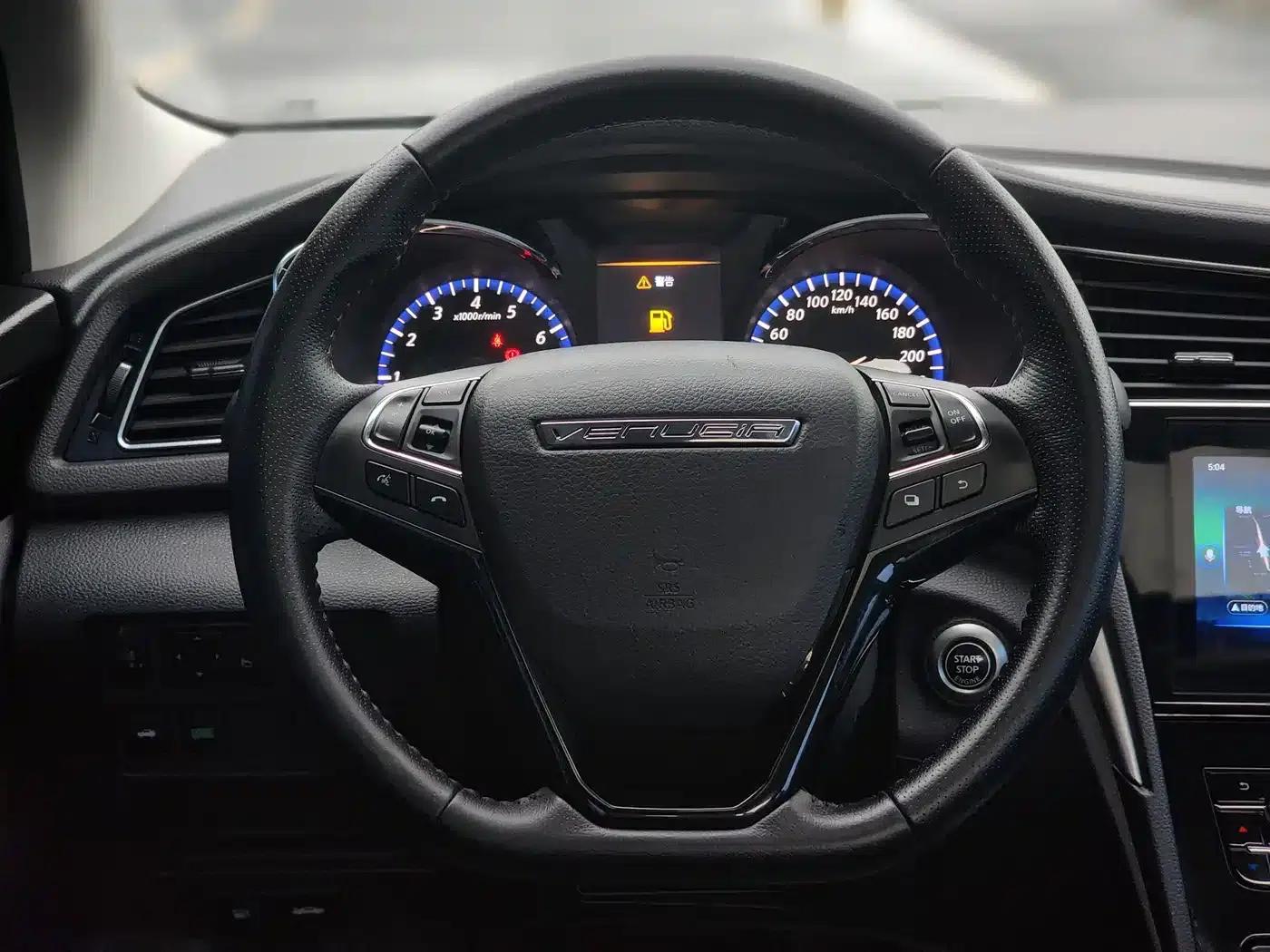 Venucia D60 2018 1.6L CVT Smart Luxury Edition — миниатюра 14