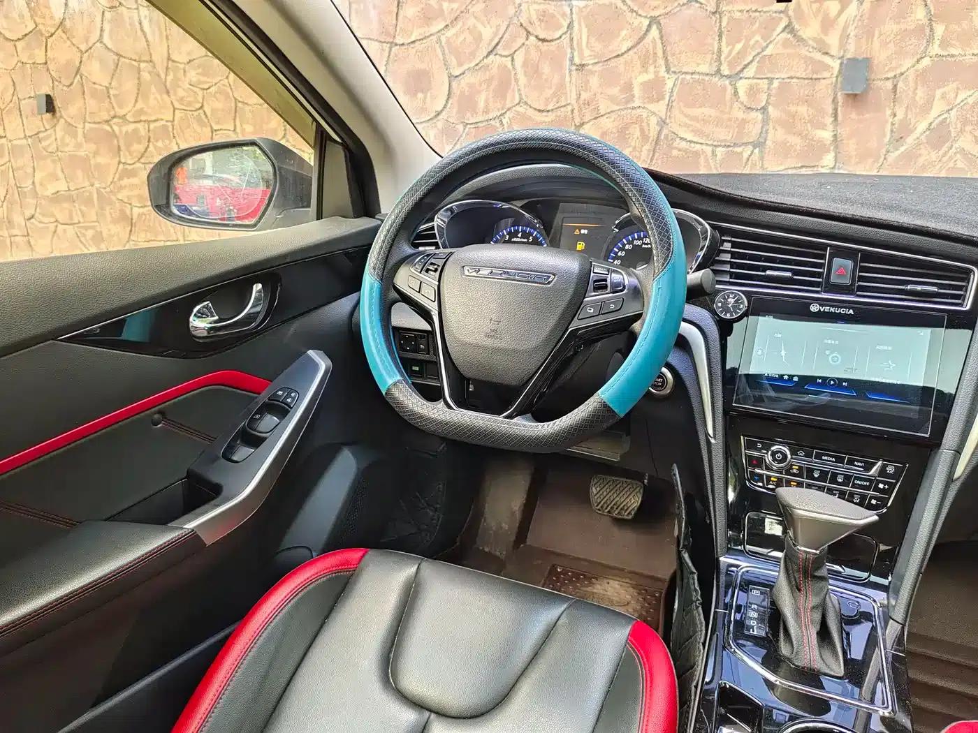 Venucia D60 2019 Model, 100,000 Glory Edition, 1.6L XL CVT, National VI Emission Standard — миниатюра 13